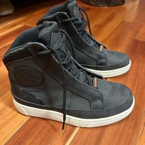 Harley Davidson women’s high top sneakers. Waterproof. Size 6 in women’s